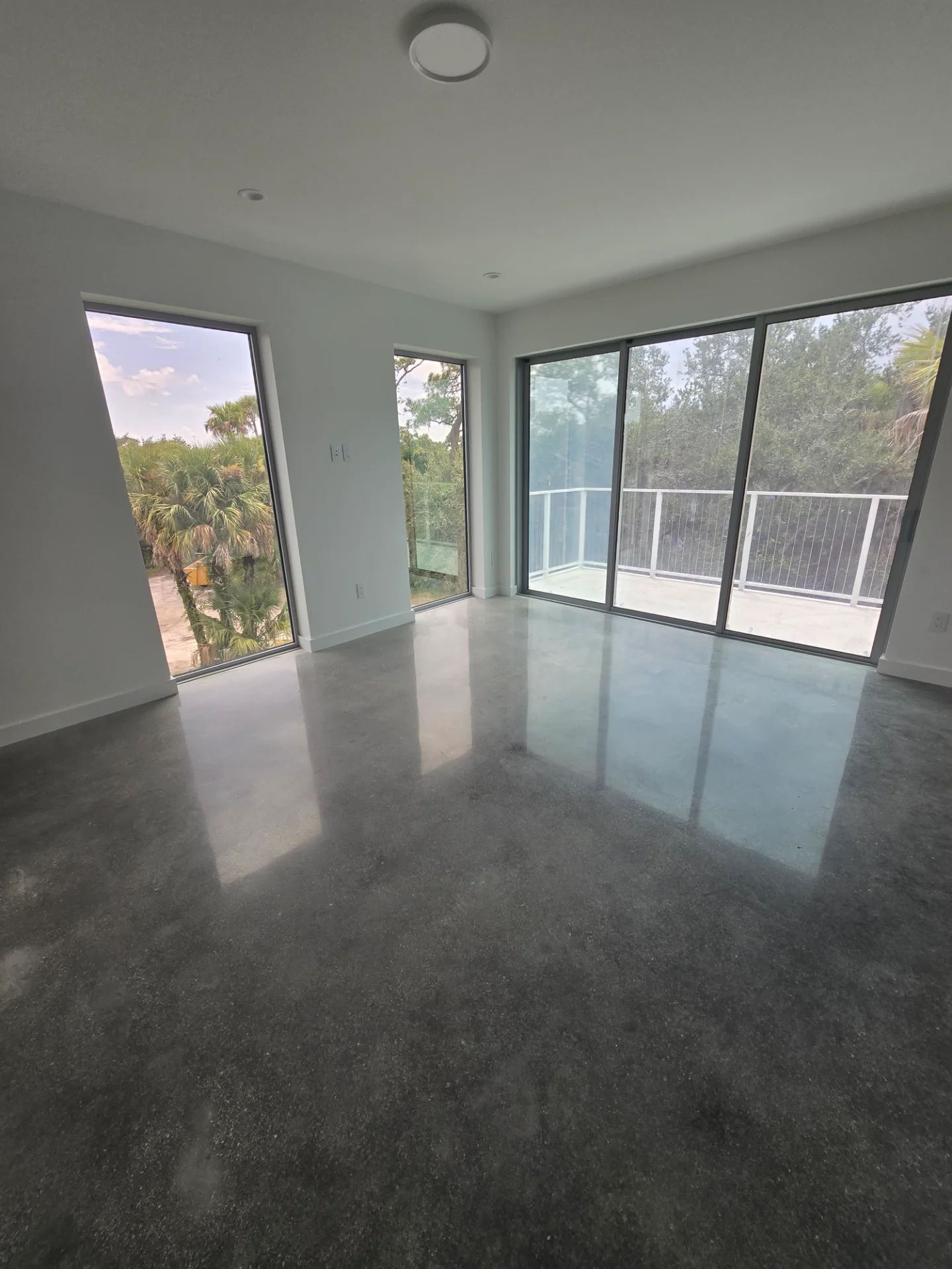 0 Polish Concrete Clear