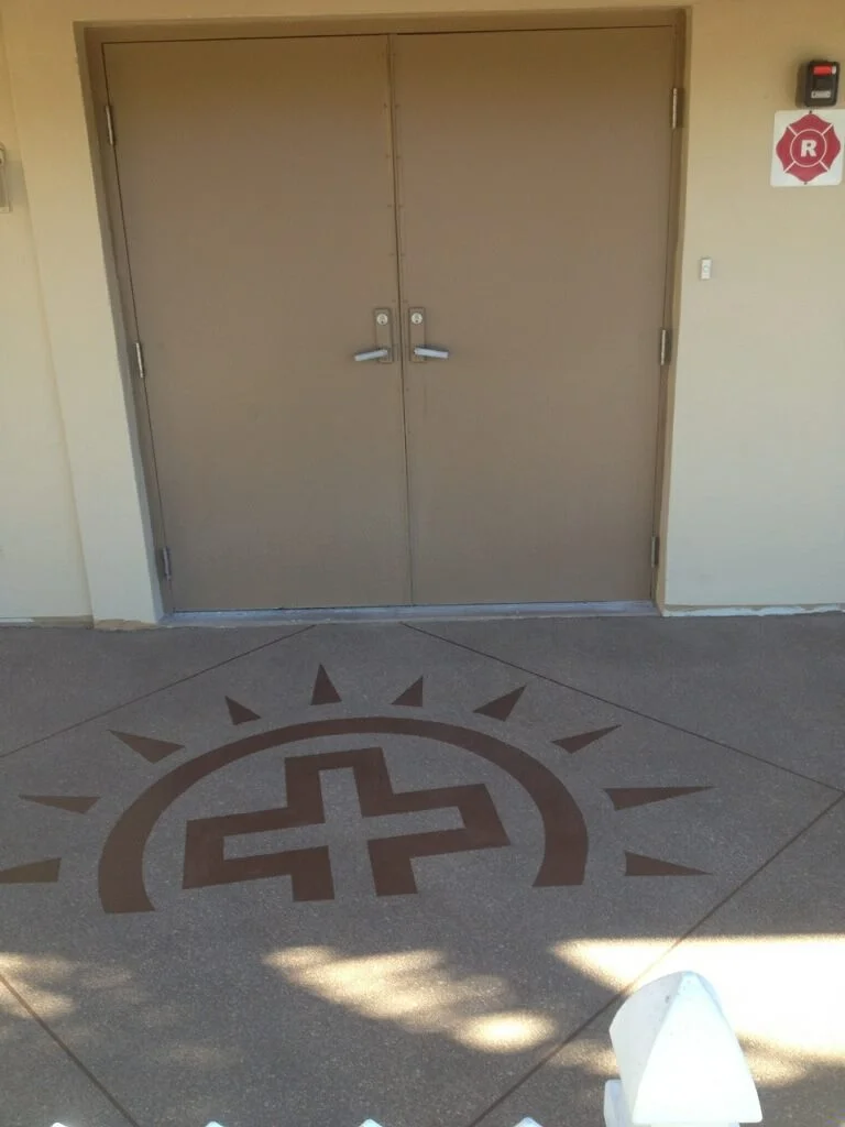 0 1400828 611372392278690 182529403 O   Copy